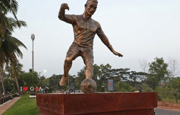 INDIA-PORTUGAL-FBL-POLITICS